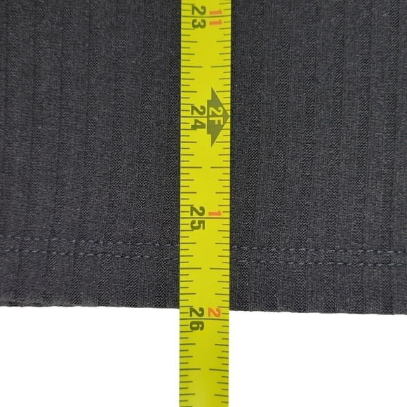 Torrid Top Size 2 2X Super Soft Ribbed Knit Mix Ruffled Flutter Sleeve Black New - Picture 12 of 15